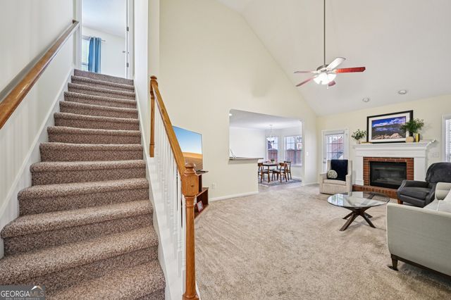 25 Pacific Avenue, Sharpsburg, GA 30277