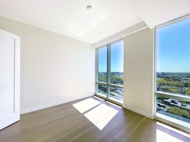 188 Brookline Ave 27D, Boston, MA 02215