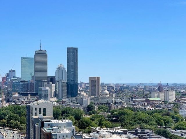 188 Brookline Ave 27D, Boston, MA 02215