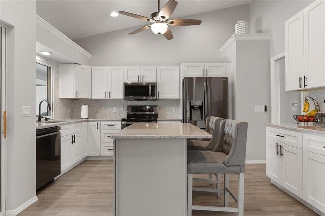 5009 SOUTHERN PINE CIRCLE, Venice, FL 34293