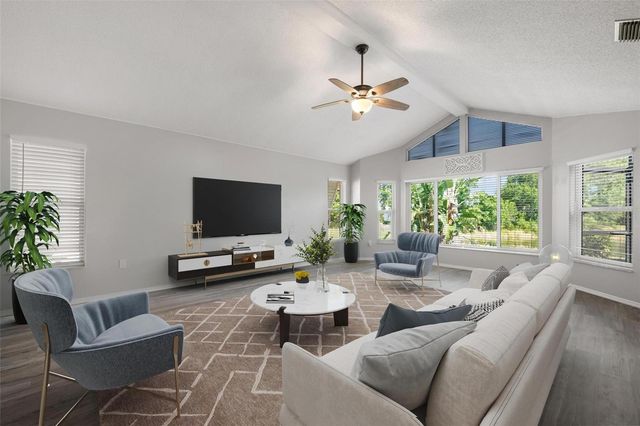 5009 SOUTHERN PINE CIRCLE, Venice, FL 34293