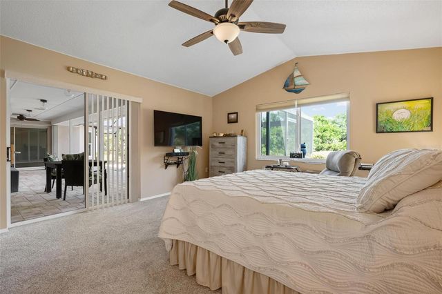 5009 SOUTHERN PINE CIRCLE, Venice, FL 34293