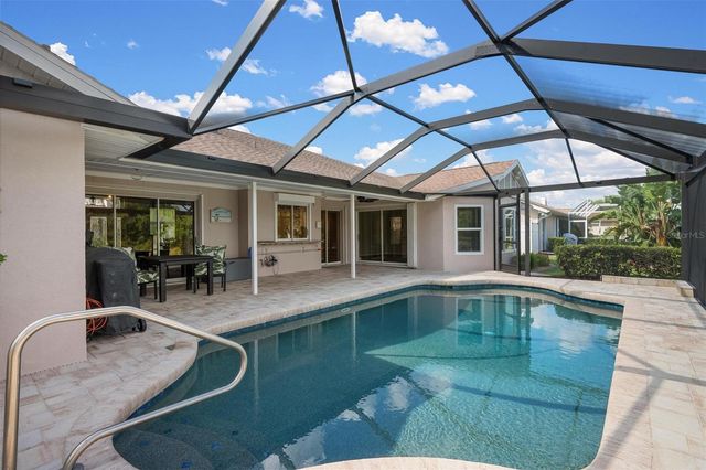 5009 SOUTHERN PINE CIRCLE, Venice, FL 34293