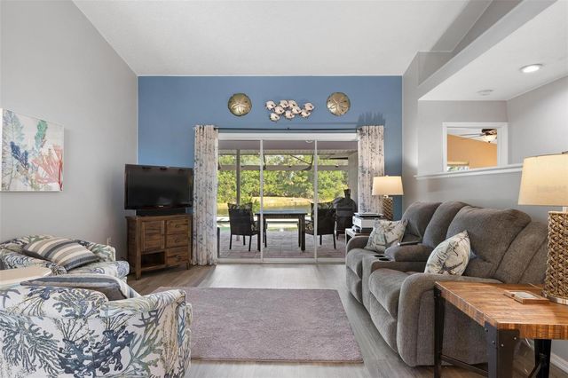 5009 SOUTHERN PINE CIRCLE, Venice, FL 34293