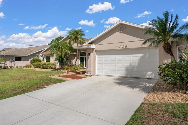 5009 SOUTHERN PINE CIRCLE, Venice, FL 34293