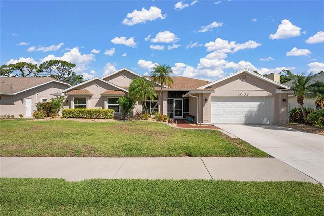 5009 SOUTHERN PINE CIRCLE, Venice, FL 34293