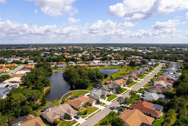 5009 SOUTHERN PINE CIRCLE, Venice, FL 34293