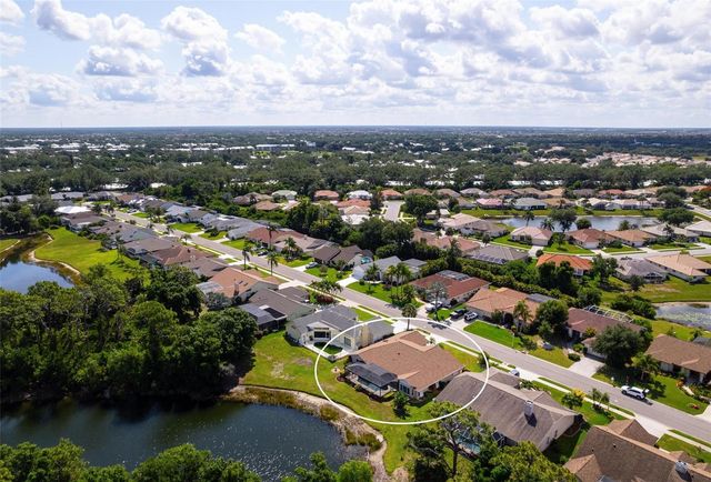 5009 SOUTHERN PINE CIRCLE, Venice, FL 34293