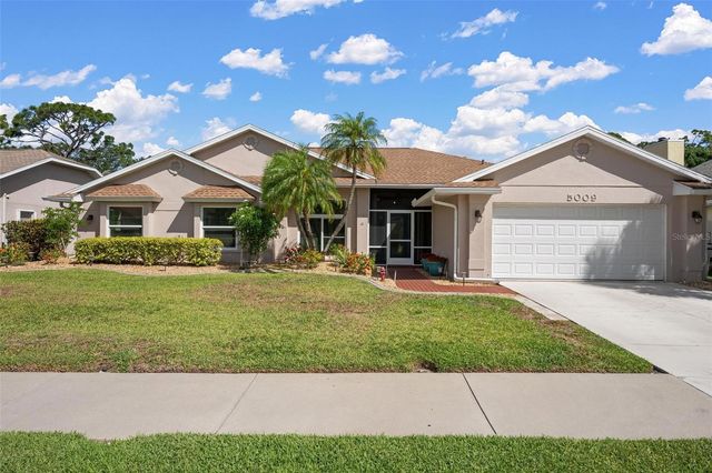 5009 SOUTHERN PINE CIRCLE, Venice, FL 34293