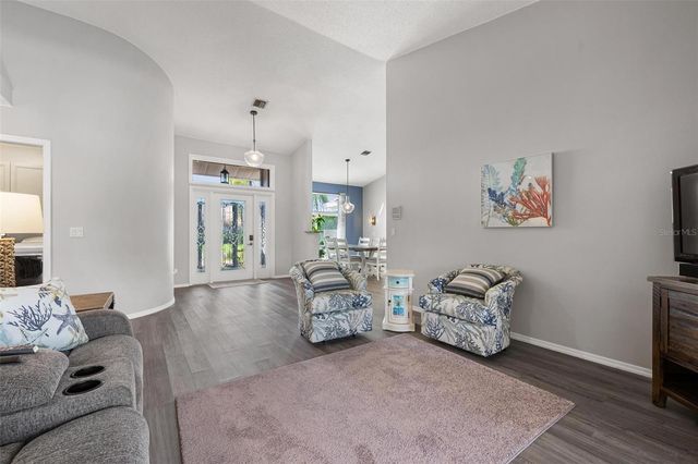 5009 SOUTHERN PINE CIRCLE, Venice, FL 34293