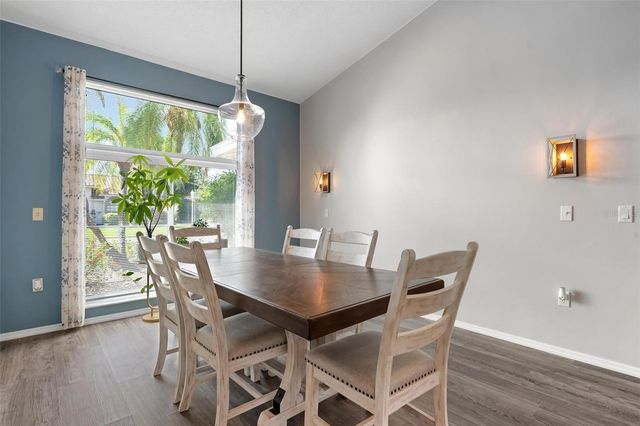 5009 SOUTHERN PINE CIRCLE, Venice, FL 34293