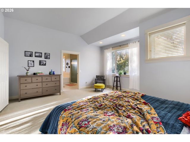 9548 Nw FLEISCHNER St, Portland, OR 97229