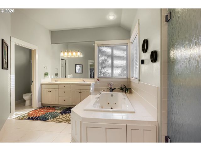 9548 Nw FLEISCHNER St, Portland, OR 97229