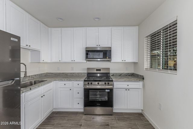 11230 N 17TH Avenue, Phoenix, AZ 85029