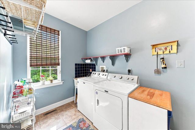 700 ARBOR LN, Kennett Square, PA 19348