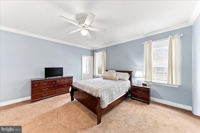 700 ARBOR LN, Kennett Square, PA 19348