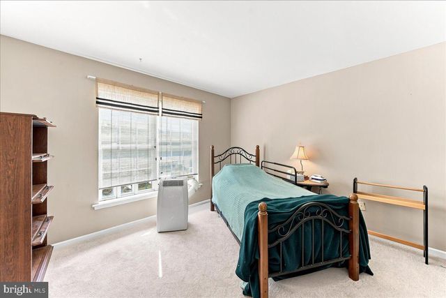 700 ARBOR LN, Kennett Square, PA 19348