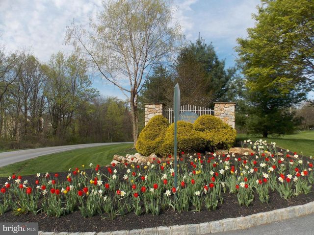 700 ARBOR LN, Kennett Square, PA 19348