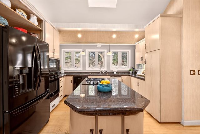 1200 Fairway 18 Street, Macedon, NY 14502