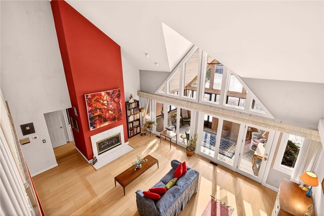 1200 Fairway 18 Street, Macedon, NY 14502