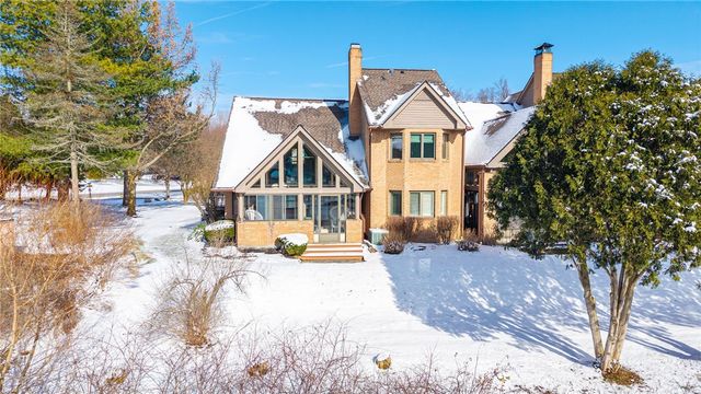 1200 Fairway 18 Street, Macedon, NY 14502