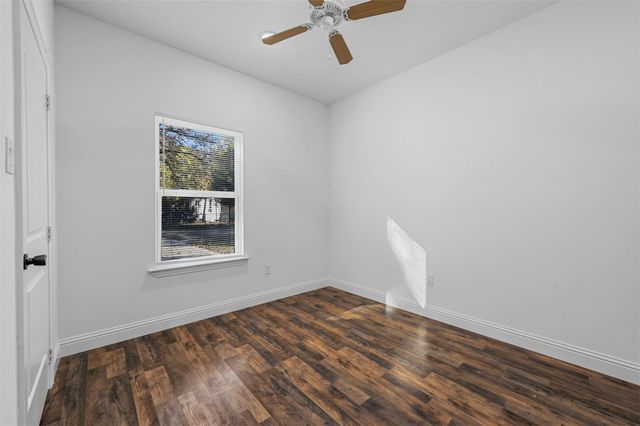 129 Arapaho Trail, Mabank, TX 75156