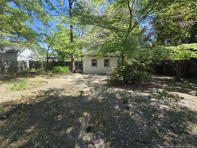 1819 Cawdor Drive, Fayetteville, NC 28304