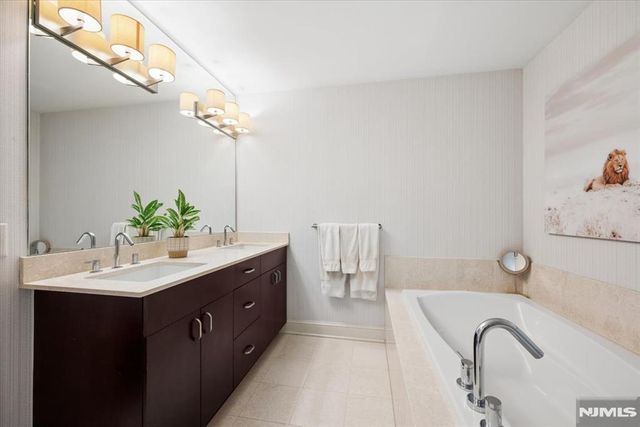 40 Park Avenue 513, Morristown Town, NJ 07960