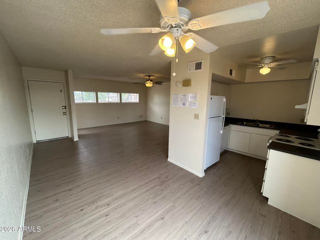 2652 E OAKLEAF Drive, Tempe, AZ 85288