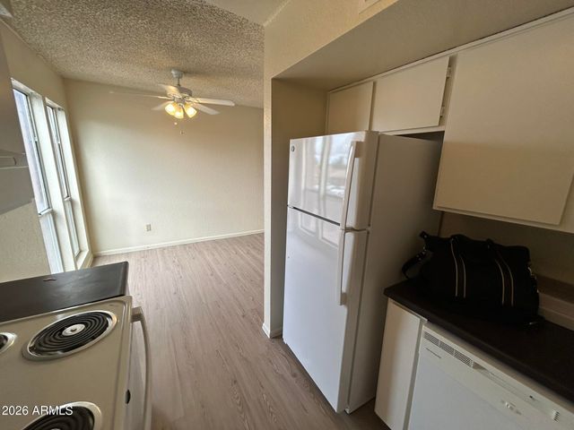 2652 E OAKLEAF Drive, Tempe, AZ 85288