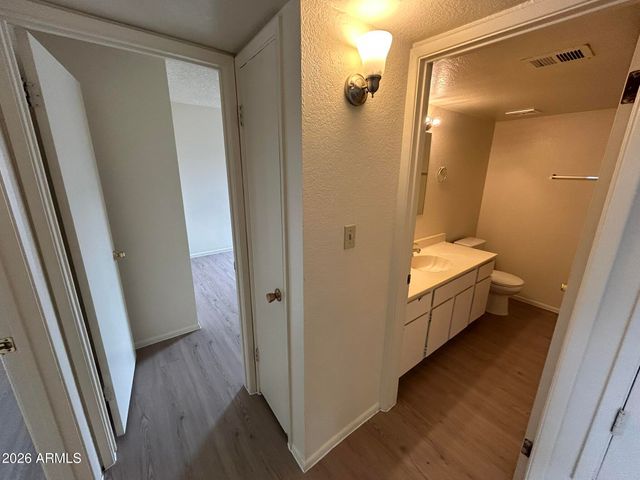 2652 E OAKLEAF Drive, Tempe, AZ 85288
