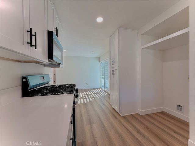 2009 S Plum Avenue, Ontario, CA 91761