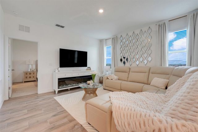 5724 CAMILLA STREET, St Cloud, FL 34771