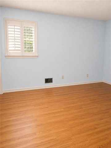 897 Hearthstone Drive, Stone Mountain, GA 30083
