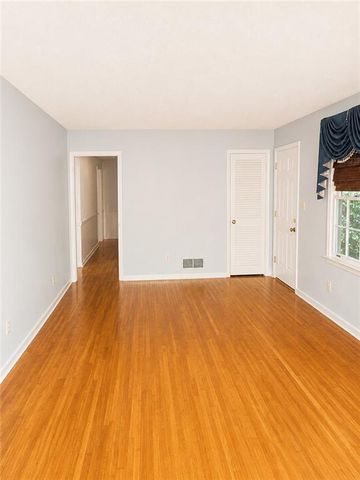 897 Hearthstone Drive, Stone Mountain, GA 30083