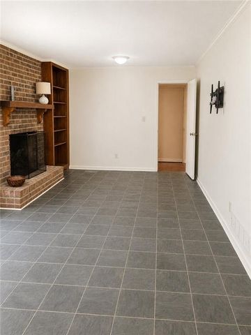 897 Hearthstone Drive, Stone Mountain, GA 30083