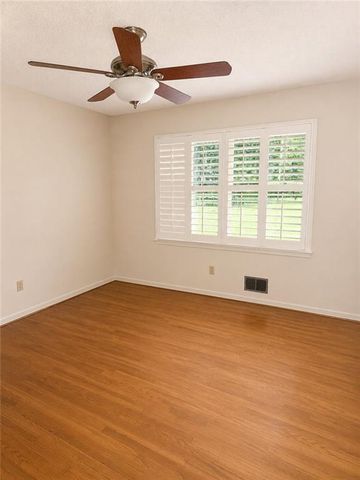 897 Hearthstone Drive, Stone Mountain, GA 30083