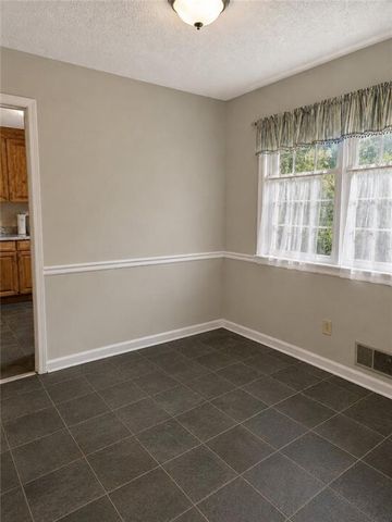 897 Hearthstone Drive, Stone Mountain, GA 30083
