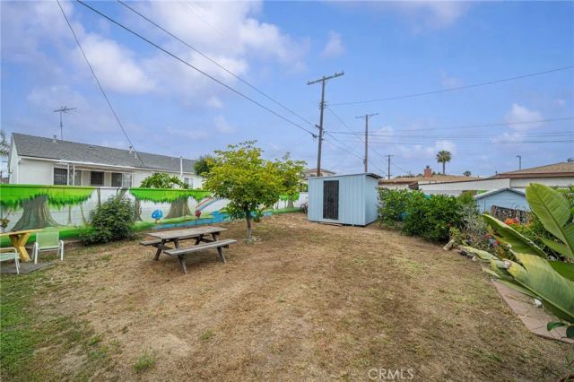 15411 Bonsallo Avenue, Gardena, CA 90247