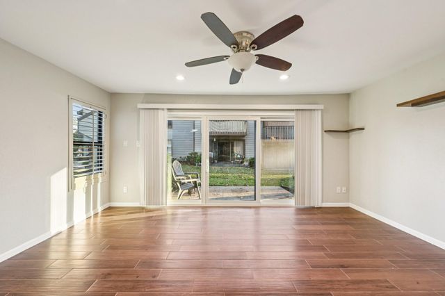 12900 Walden Road 815H, Montgomery, TX 77356