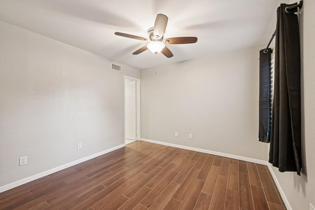 12900 Walden Road 815H, Montgomery, TX 77356