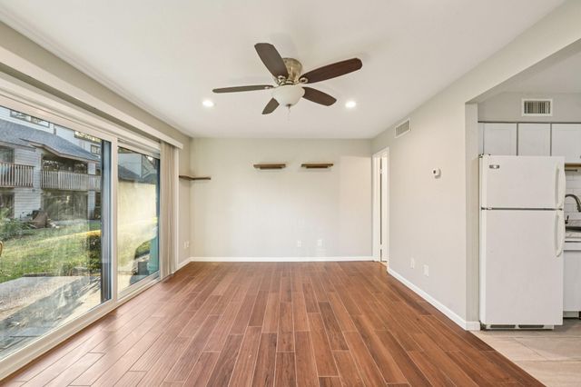 12900 Walden Road 815H, Montgomery, TX 77356