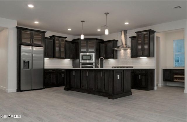 3813 Zoom Place, El Paso, TX 79938