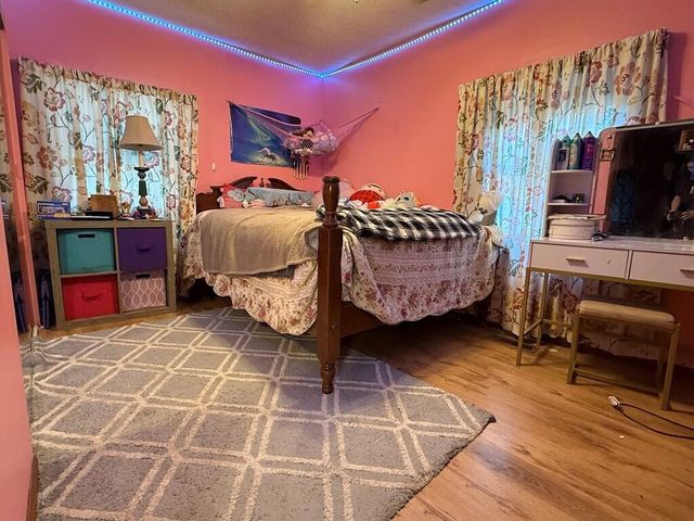 665 665 Craft Crk, Salyersville, KY 41465