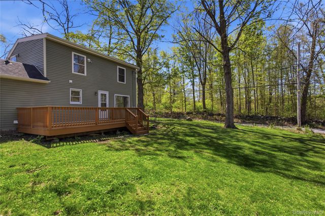 2 Eastwood Road, Brewster, NY 10509