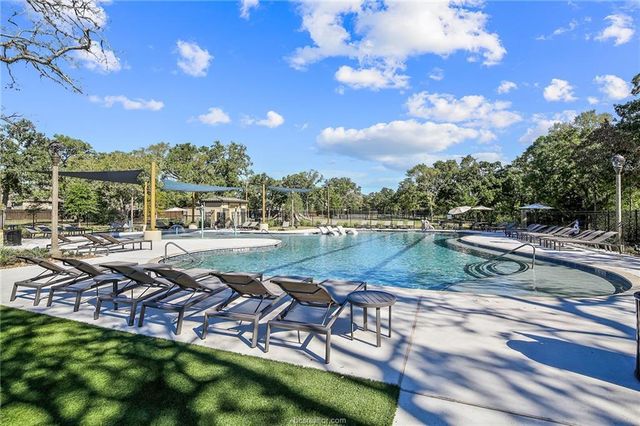 3741 Cooper Court, College Station, TX 77845