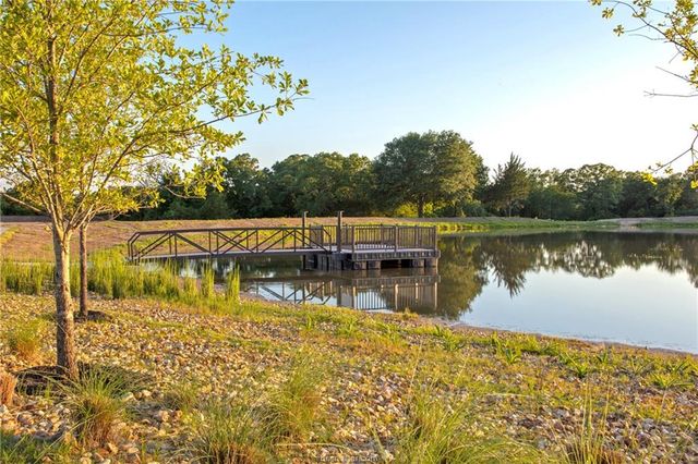 3741 Cooper Court, College Station, TX 77845