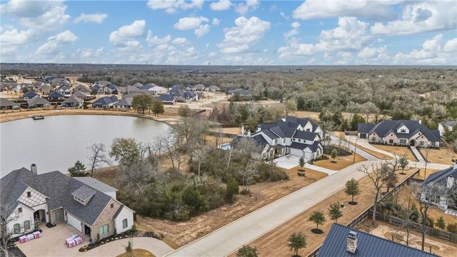 3741 Cooper Court, College Station, TX 77845