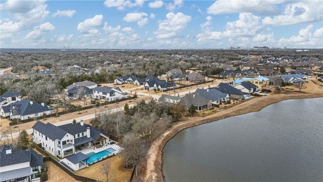 3741 Cooper Court, College Station, TX 77845