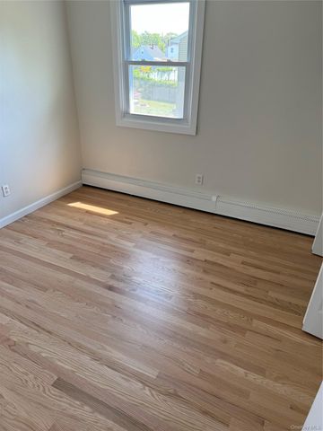 85-87 Washington Street, East Islip, NY 11730